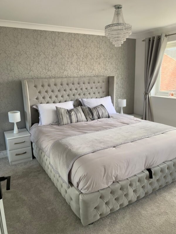London Luxe Storage Bed: Bedroom Furniture