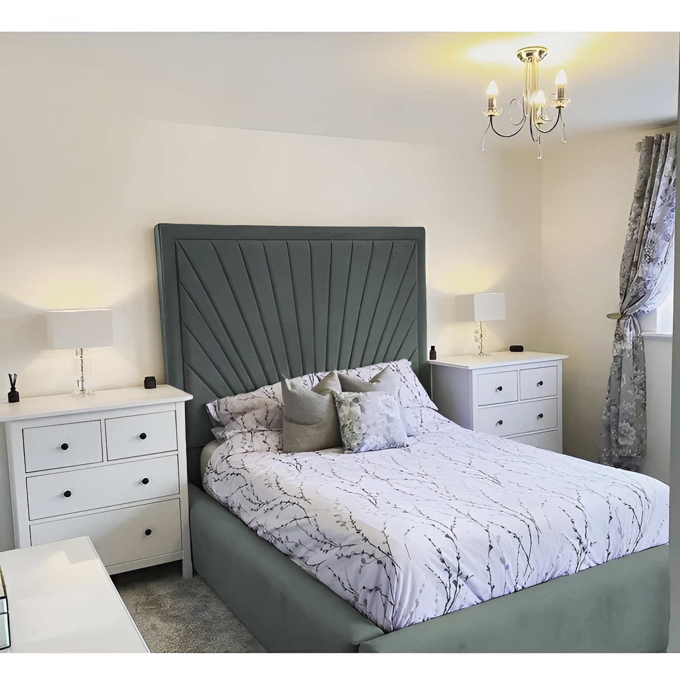LuxeLift Storage Bed: Stylish & Functional