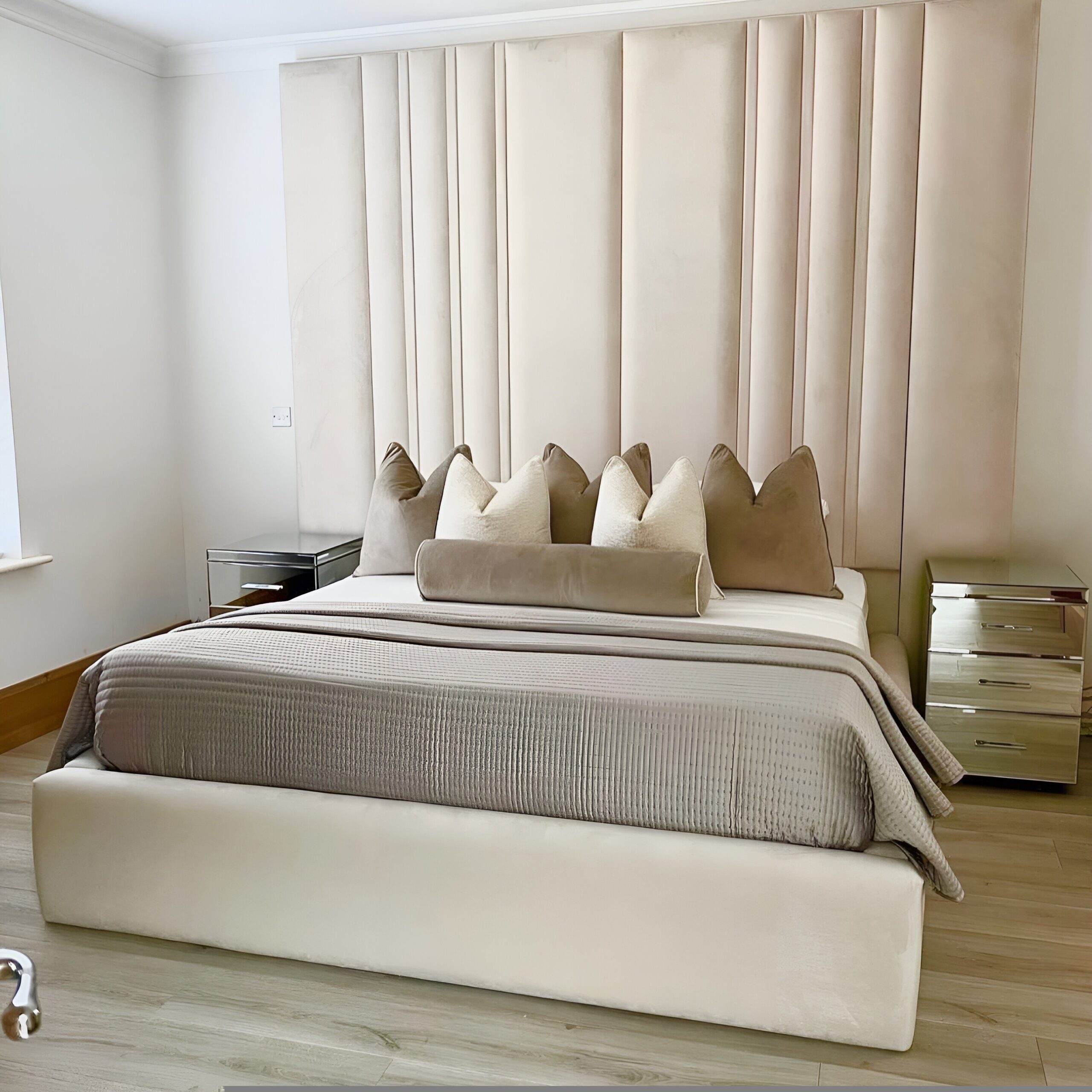 Highland Haven Designer Bed: Storage Solutions