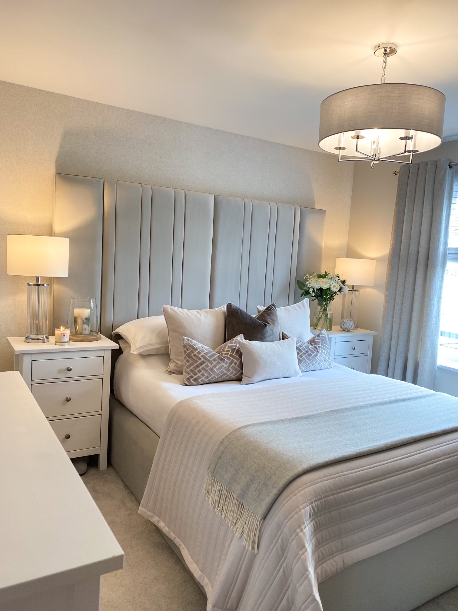 Highland Haven Designer Bed: Storage Solutions