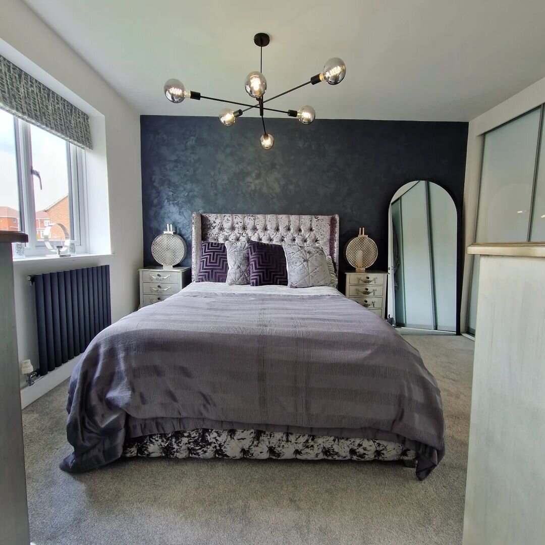 London Luxe Storage Bed: Bedroom Furniture