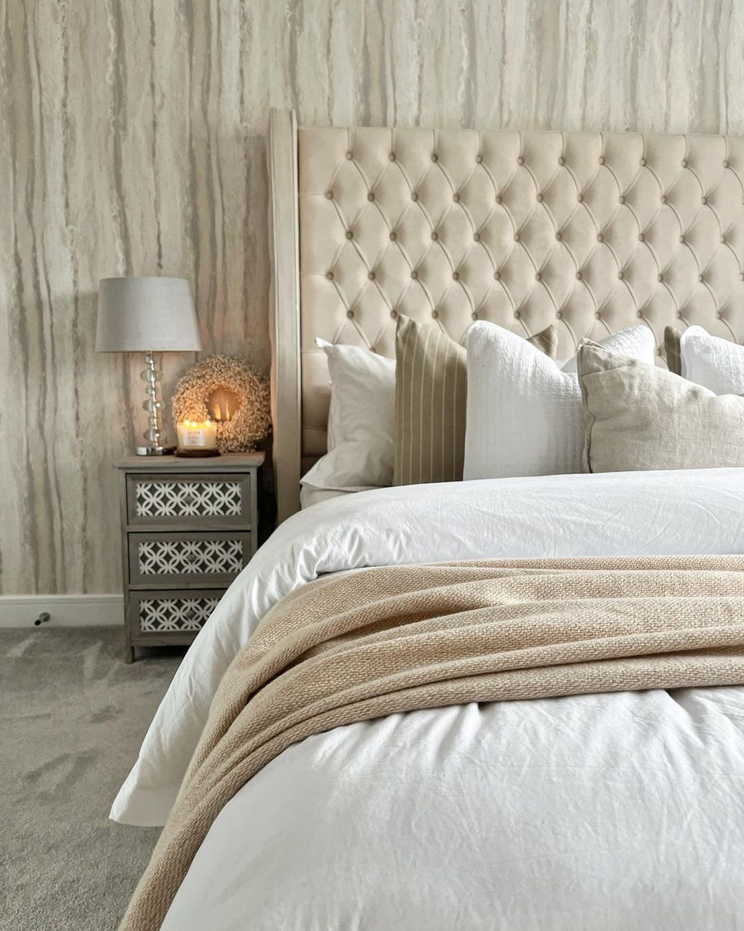 London Luxe Storage Bed: Bedroom Furniture
