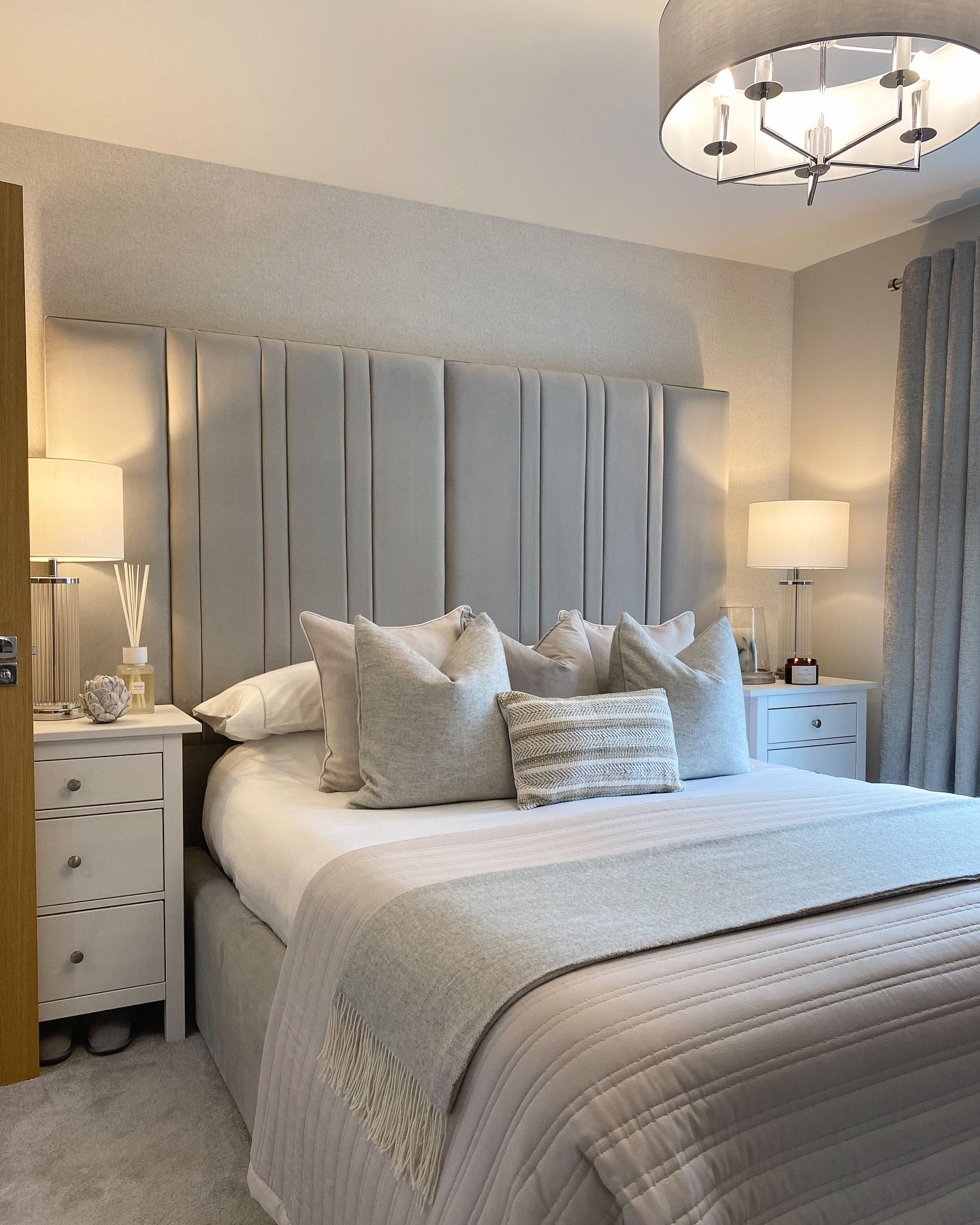 Highland Haven Designer Bed: Storage Solutions