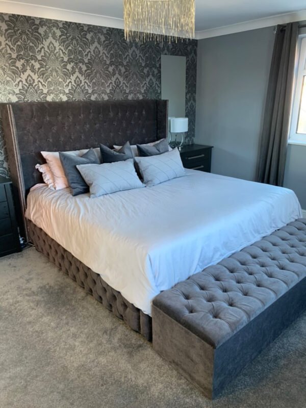 London Luxe Storage Bed: Bedroom Furniture