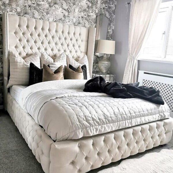 London Luxe Storage Bed: Bedroom Furniture