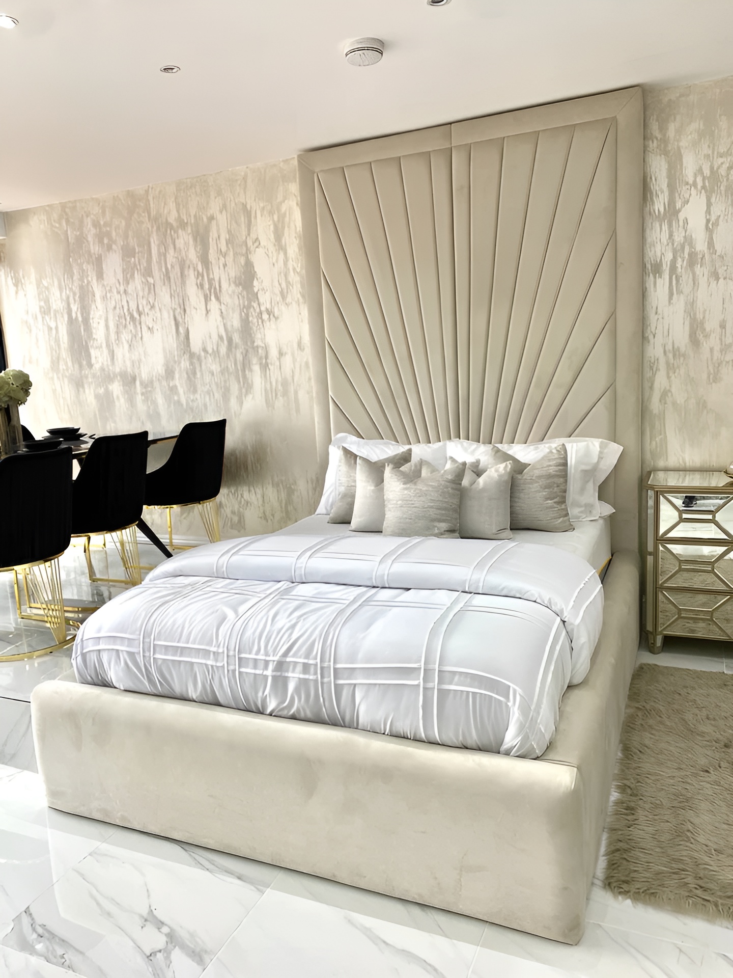 LuxeLift Storage Bed: Stylish & Functional