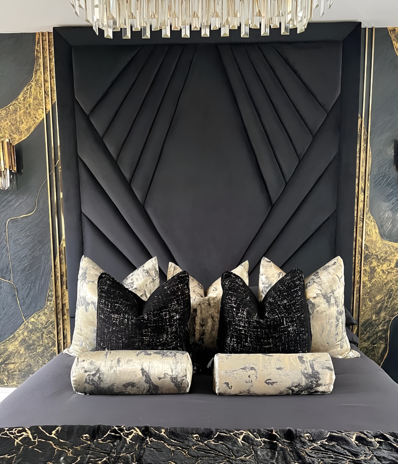 Ray Ottoman Storage Bed: Bedroom Furniture
