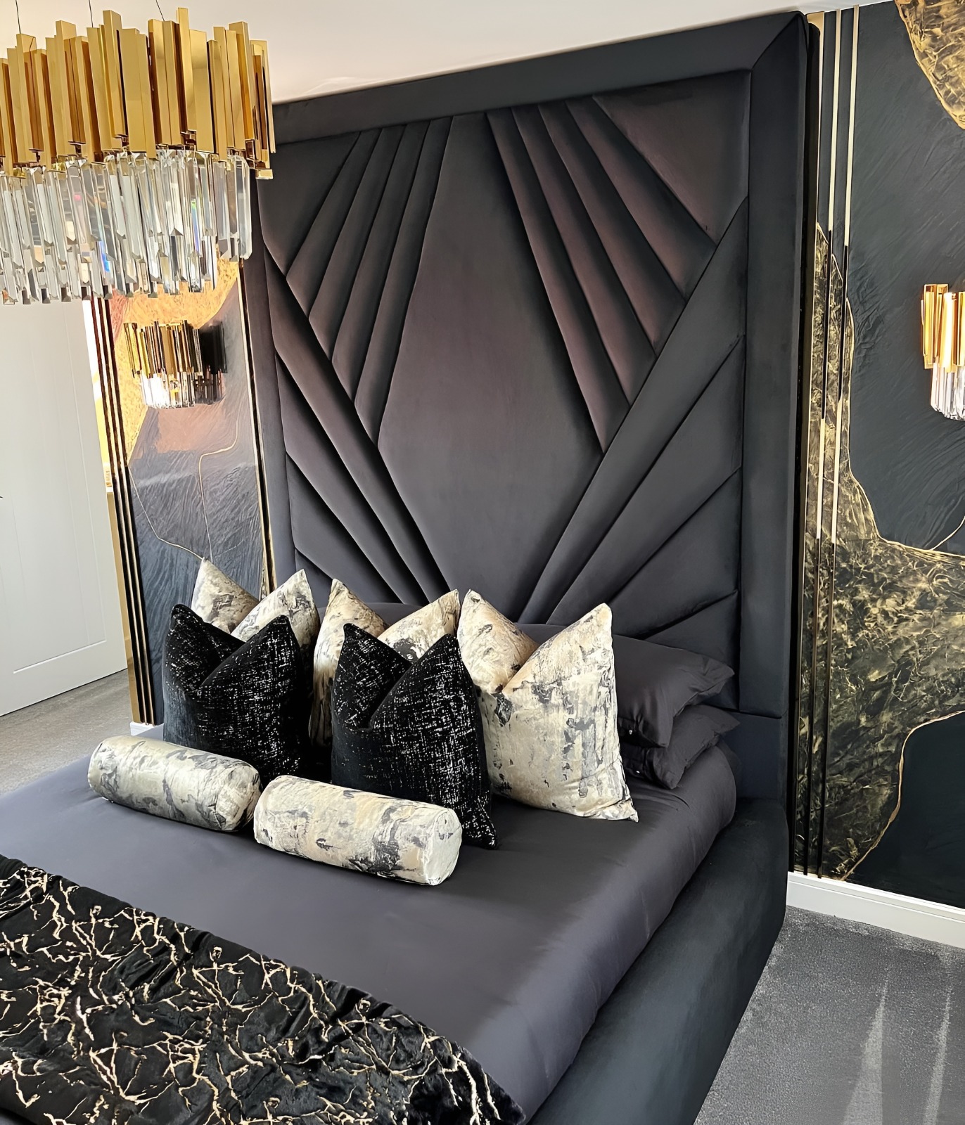 Ray Ottoman Storage Bed: Bedroom Furniture