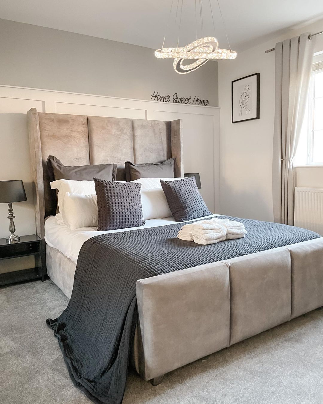 The Elite Storage Bed: Contemporary Platform with Storage