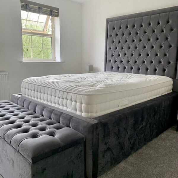Empress Ottoman Storage Bed: Bedroom Furniture