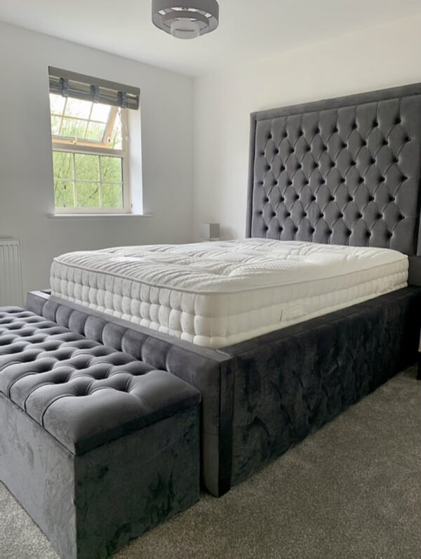 Empress Ottoman Storage Bed: Bedroom Furniture