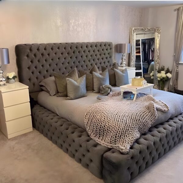 Royal Supreme Storage Bed: Bedroom Furniture