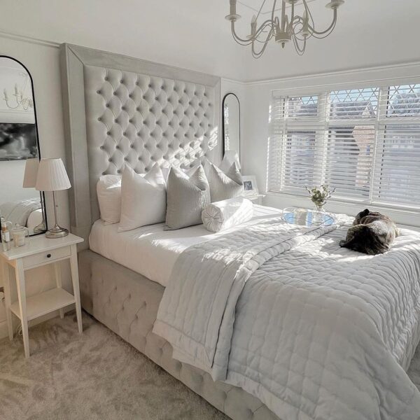 Empress Ottoman Storage Bed: Bedroom Furniture